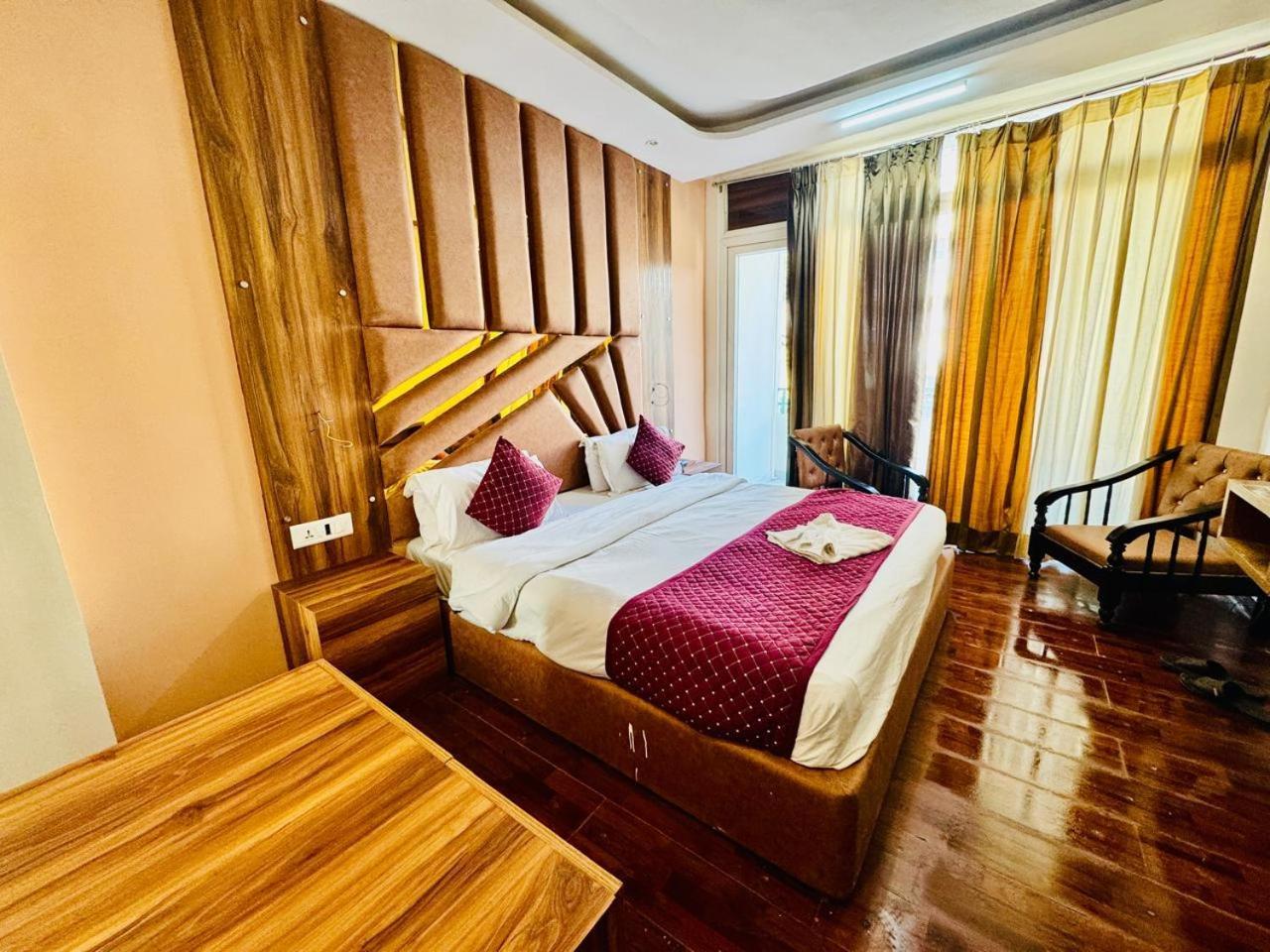 Royal Majestic View Point Lodge Manali  Luaran gambar